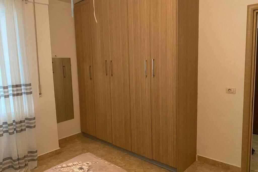 City Beach Apartment Sarandë Eksteriør bilde