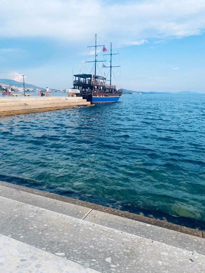 City Beach Apartment Sarandë Eksteriør bilde
